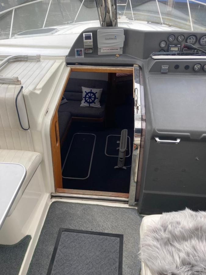 Luxury Boat Hotel Chertsey Kültér fotó