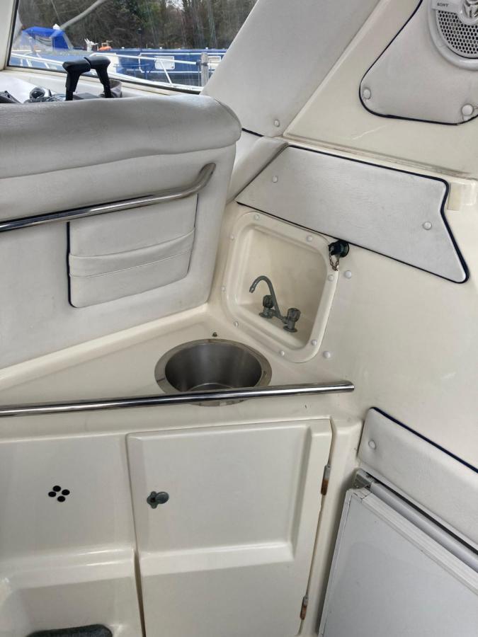 Luxury Boat Hotel Chertsey Kültér fotó